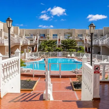 Apartamento Guestready - Modern Retreat With Pool *